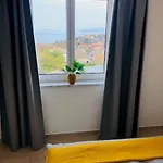 아파트 Aurora